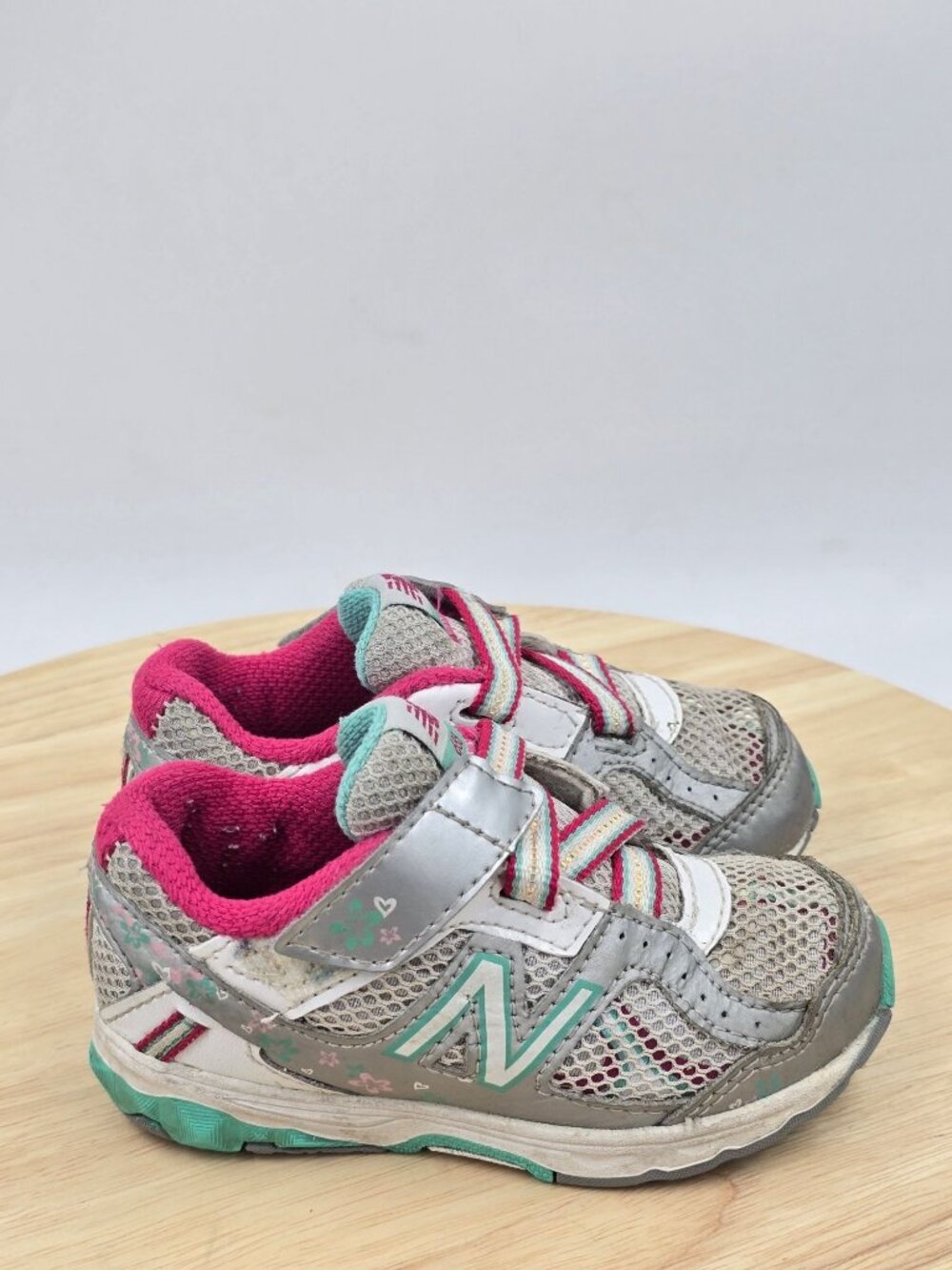 New Balance 688 running Shoes Toddler sz 7